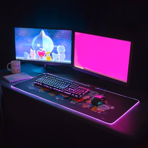 BT21 XXL žaidimų stalo kilimėlis su LED apšvietimu, 90 × 40 cm