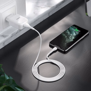 Įkroviklis Hoco USB A 2A 10W + Kabelis USB A į Lightning N2 baltas