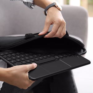 "AmazingThing" minimalus dėklas "Keylite Combo" klaviatūros dėklas "iPad 11" 2025 - juodas