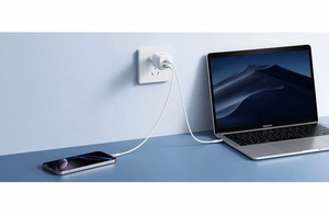 Telefono įkroviklis VEGER USB A + Type C PD Super Charge PPS 100W + duomenų kabelis Type C į C 240W TR150 baltas