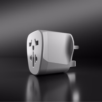 Adapteris iš UK sieninio kištuko į universalų kištuką