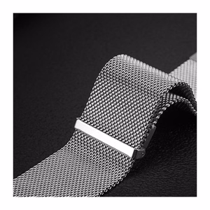 DUX DUCIS laikrodžio dirželis MILANESE nerūdijančio plieno magnetinis 47 mm sidabro spalvos