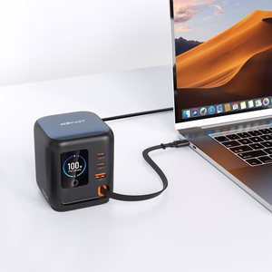 Acefast Z10 GaN 100 W 3 × USB stalinis įkroviklis su ištraukiamu USB-C laidu ir TFT ekranu, juodas