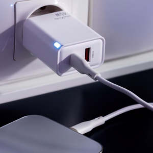 "Maxlife MXTC-09-45AC GaN PD QC įkroviklis 1x USB-C 1x USB 45W baltas