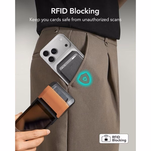 ESR Classic su RFID apsauga magnetinis „MagSafe“ kortelių dėklas telefonui su stovu – juodas