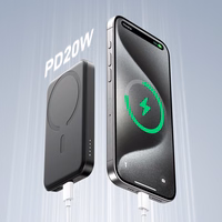 Mini magnetinė išorinė baterija Joyroom JR-W020 5000mAh USB-A USB-C 20W (juoda) + USB-C / USB-C laidas