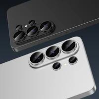 "Benks" grūdinto stiklo stiklas "Warrior Lens Protector" kameros apsauga, skirta "Samsung Galaxy S26 Ultra" (objektyvas 5 vnt.), sidabrinės spalvos