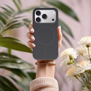 Magsafe Slim Silicone dėklas iPhone 17 grafito spalvos