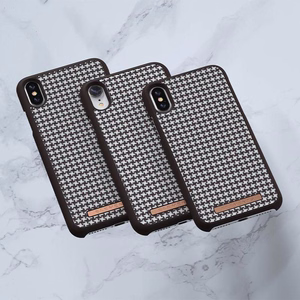 Nordic Elements Saeson Idun Pattern 2 dėklas, skirtas iPhone XR, tamsiai rudas