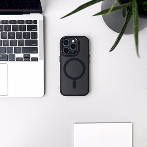"Samsung Galaxy A57" blizgantis dėklas, suderinamas su "MagSafe" - juodas