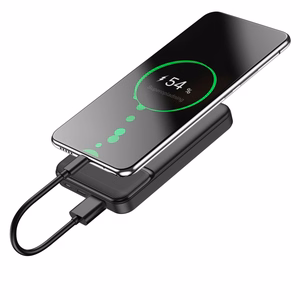 "Maxlife" maitinimo bankas MXPB-01 5000 mAh, juodas