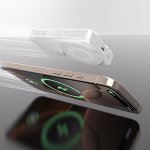 Dudao K29 10000mAh PD 20W Magnetinė išorinė baterija su metaliniu dėklu, stovu ir įmontuotais USB-C/Lightning kabeliais - sidabrinė