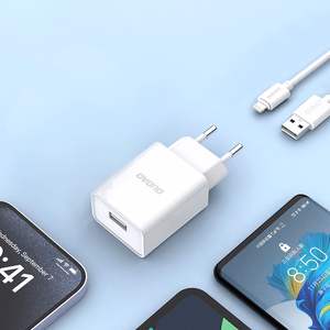 Dudao A4EU USB-A 2.1A sieninis įkroviklis - baltas + USB-A - Lightning kabelis