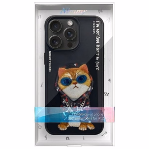 Nimmy Glasses Cool Katės dėklas iPhone 15 Pro – juodas