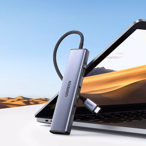Adapteris Ugreen 2-in-1 sidabrinis (įvestis: Type-C / išvestis: 4-USB)
