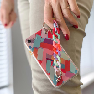Color Chain Case gelinis lankstus elastingas dėklas su grandinėlės pakabuku iPhone 13 Pro įvairiaspalvis (1)