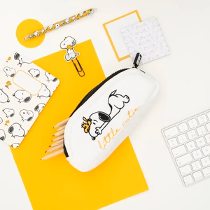 Snoopy Lazy Days pliušinis penalas