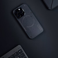 Benks Dynamic Minimalistinis dėklas Iphone 16 Pro juodas