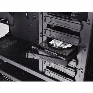 Thermaltake View 91 TG RGB „Ultra Tower“ Juoda