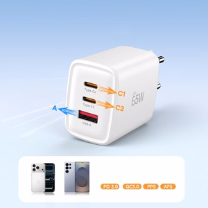 "Tech-Protect" NCA65W-GAN 3 prievadų 65 W sieninis įkroviklis - baltas