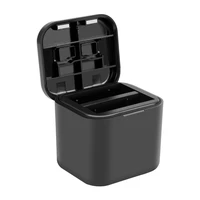 Įkroviklis + atminties kortelės dėklas PULUZ, skirtas Insta360 Ace / Ace Pro / Ace Pro 2