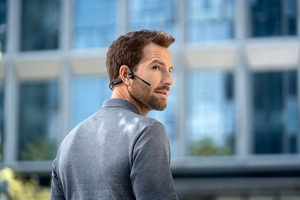 SHOKZ OpenComm2 UC 2025 belaidės Bluetooth kaulų laidžiavimo ausinės vaizdo konferencijoms su USB-C įkrovimo jungtimi ir USB-C adapteriu, triukšmą slopinančiu mikrofonu, juodos