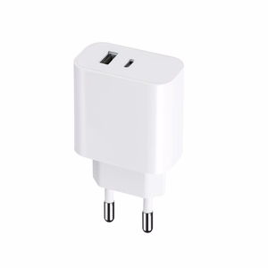 "Maxlife MXTC-06 PD QC įkroviklis 1x USB-C 1x USB 20W baltas