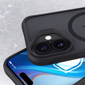 Чехол 3mk Satin Armor MagCase для iPhone 17 - чёрный