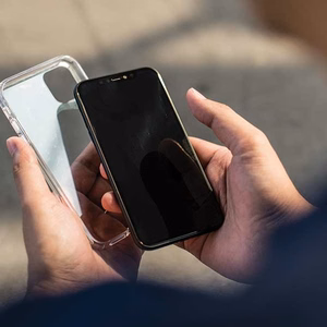 Uniq LifePro Tinsel dėklas telefonui iPhone 11 Pro - juodas