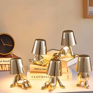 Naktinė lempa Golden Man dizainas B