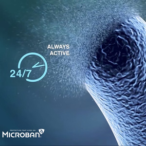 Cellularline Sensation Plus dėklas, skirtas iPhone 15 Pro Max, su antimikrobine „Microban“ danga, juodas