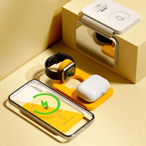 WEKOME WP-U172 sulankstoma 3-in-1 belaidžio įkrovimo stotelė su veidrodžiu, skirta iPhone, Apple Watch ir AirPods, suderinama su MagSafe, 15 W, geltona