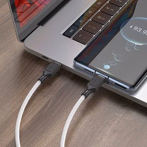 Kabelis USB-C į USB-C Hoco 3A 60W 1 m X90 baltas