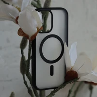 Liavec minkštas dėklas skirtas Iphone 17 juodas