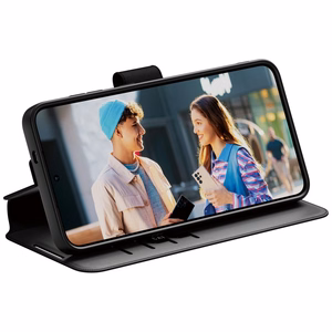 CARE by PanzerGlass Piniginės tipo dėklas su stovu Samsung Galaxy S25+ - Juodas