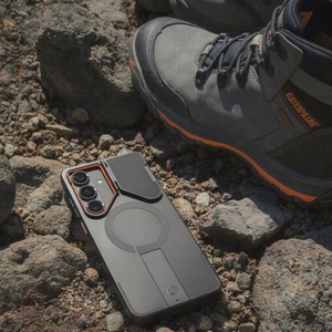 Tech-Protect Kevlar Aura MagSafe Dėklas for Samsung Galaxy S26 - juodas and oranžinis