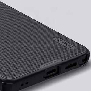 Nillkin Super Frosted Shield Pro magnetinis MagSafe suderinamas dėklas skirta Samsung Galaxy S26 Ultra juodas