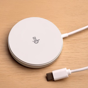 "Forever MAWC-300" magnetinis belaidis įkroviklis Qi2 15W sidabrinis