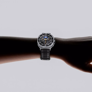 SPIGEN WBF1 dirželis SAMSUNG GALAXY WATCH 8 / CLASSIC (40 / 44 / 46 MM) juodas