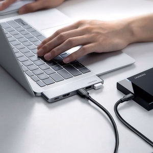 Ugreen HUB 60559 2x USB-C / USB-C PD (Thunderbolt 3, 100W, 4K 60 Hz, 10 Gbps) / HDMI 4K 30 Hz / 3x USB 3.0 MacBook Pro / Air - pilkas