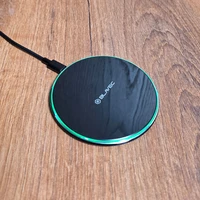 "Blavec" indukcinis įkroviklis BQI-07 Qi 15W "UniCharge" (BQI07-QIB), juodas stiklas