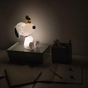 Snoopy LED naktinis šviestuvas vaikams, 26.7 × 18.5 cm