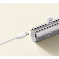 VEGER išorinė baterija 5000 mAh su įmontuotu jungtimi Lightning PD QC3.0 2,4A 12W PlugOn (W0573P) sidabrinė