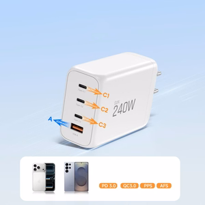 "Tech-Protect NC240W-GaN" 4 prievadų 240 W sieninis įkroviklis - baltas