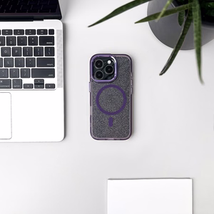 Blizgus magnetinis dėklas telefonui iPhone 16 Pro - violetinis su blizgučiais