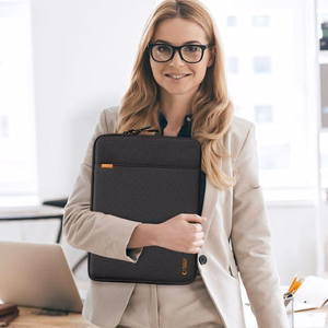 Tech-Protect Defender nešiojamojo kompiuterio dėklas 15–16" - juodas