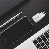 Qoltec 50763 mobiliojo įrenginio kroviklis Knyginis kompiuteris, Nešiojama žaidimų konsolė, Išorinė baterija, Išmanusis telefonas, Išmanusis laikrodis, Planšetinis kompiuteris Balta AC Spartusis įkrovimas Vidaus