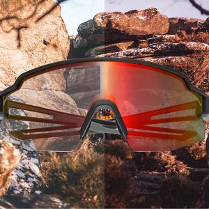 Rockbros fotochrominiai dviračių akiniai su UV apsauga ir korekciniu įdėklu, oranžiniai lęšiai - juodi