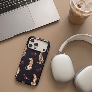 Tech-Protect Lamano MagSafe dėklas, skirtas iPhone 18 Pro / 17 Pro, juodos ir rudos spalvų