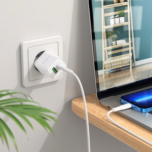 Įkroviklis Borofone BN7 20W USB-C/USB-A baltas